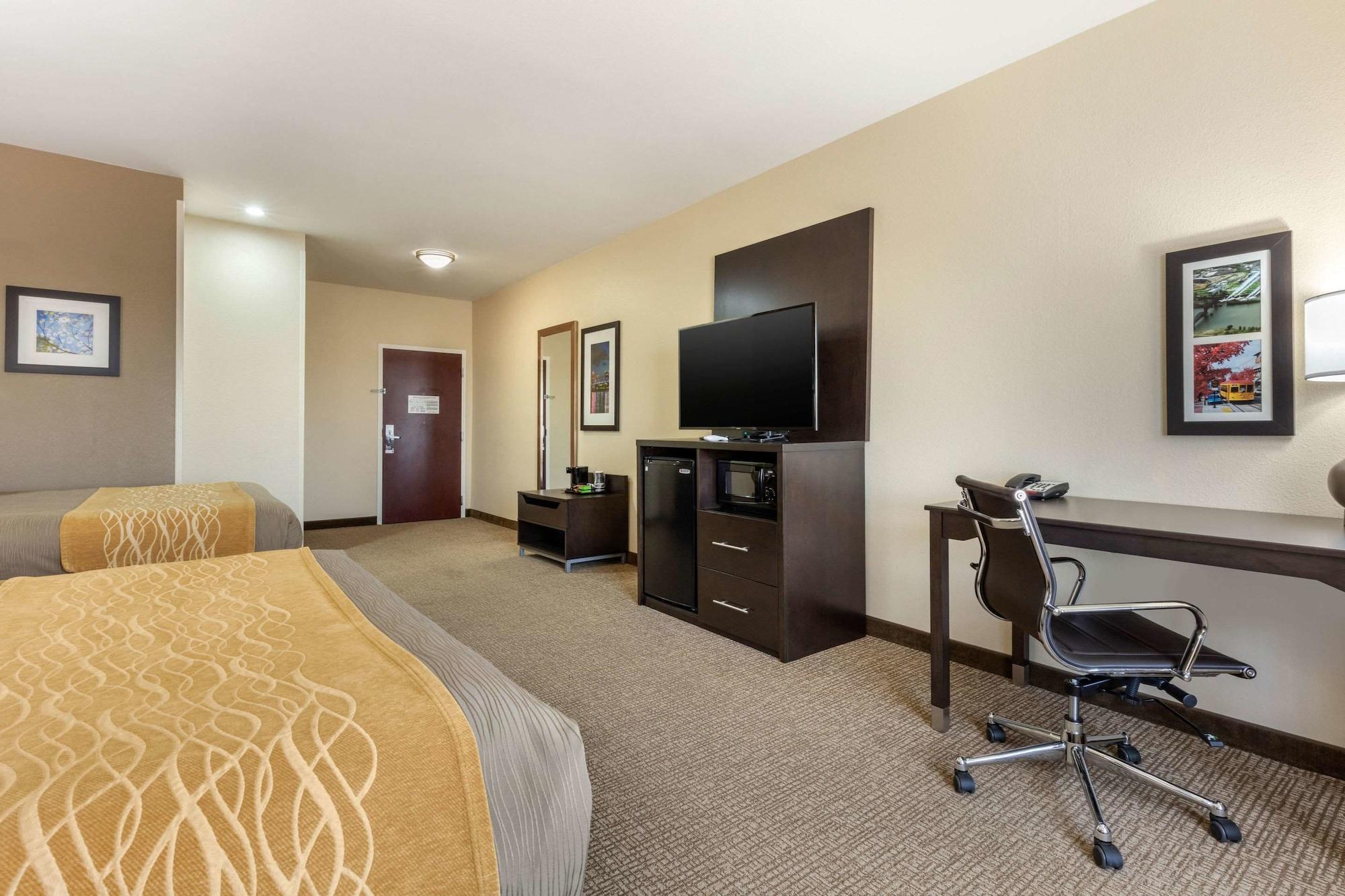 Comfort Inn & Suites North Little Rock Mccain Mall Eksteriør billede