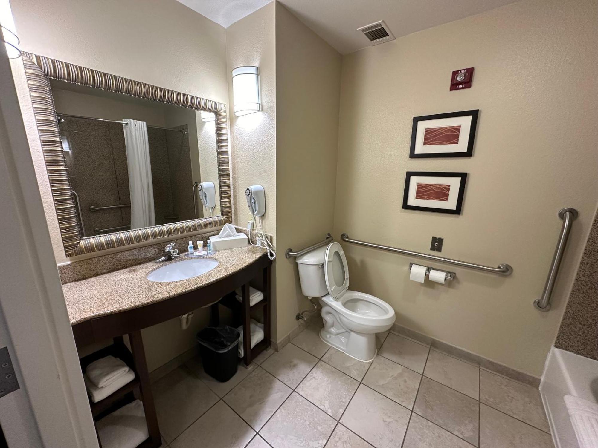 Comfort Inn & Suites North Little Rock Mccain Mall Eksteriør billede