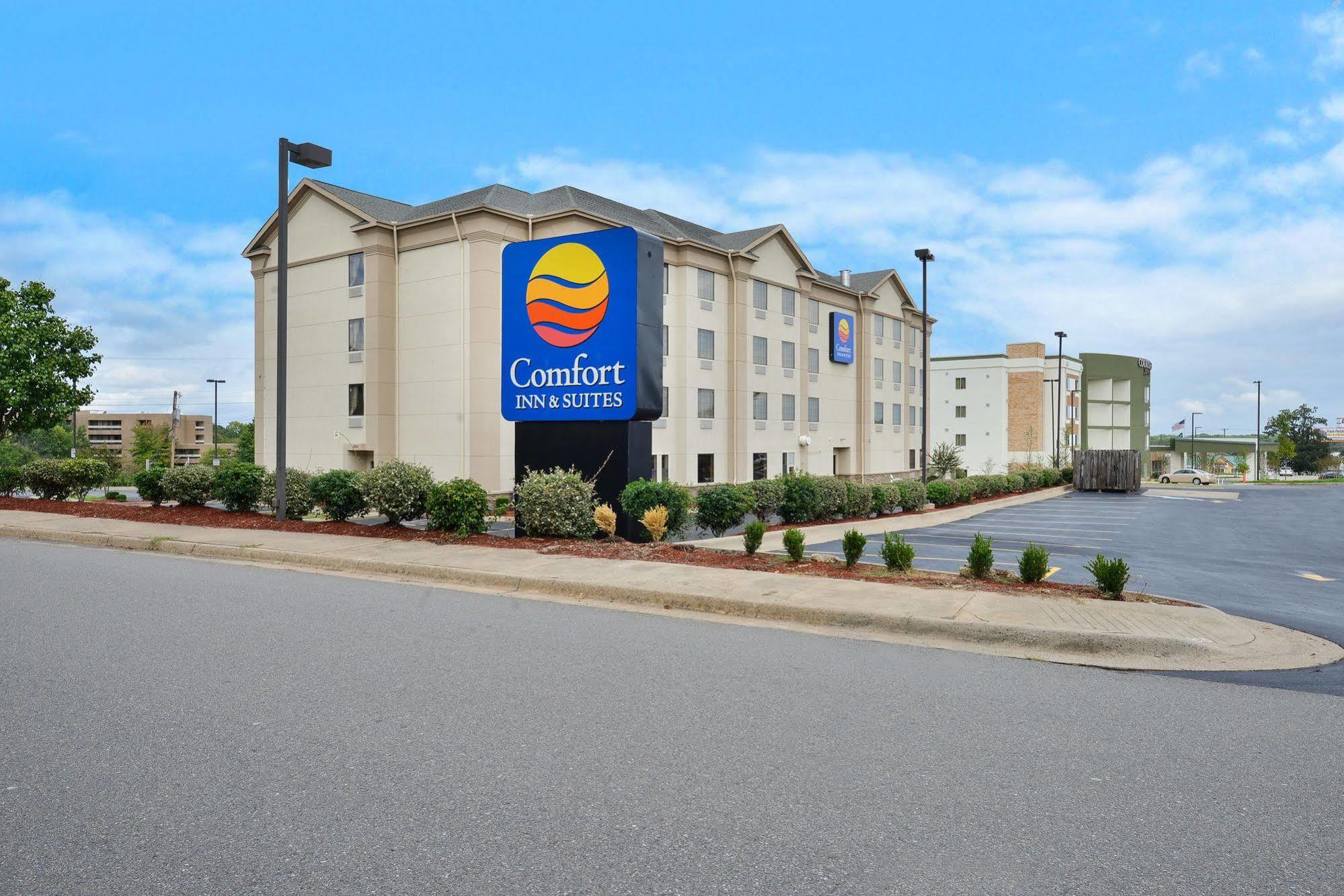Comfort Inn & Suites North Little Rock Mccain Mall Eksteriør billede