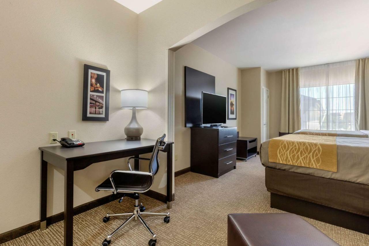 Comfort Inn & Suites North Little Rock Mccain Mall Eksteriør billede